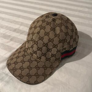 Gucci baseball cap